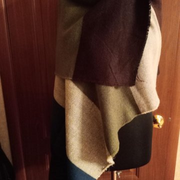 Тёплый шарф палантин