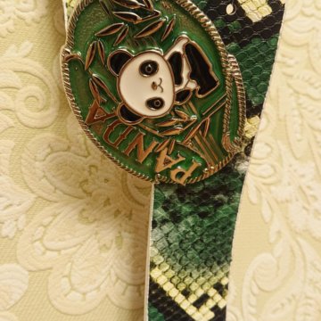 Ремень панда, зелёный под змею
