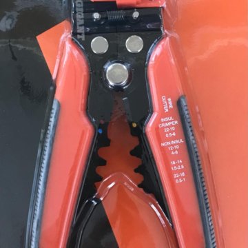 Плоскогубцы для разделки провода