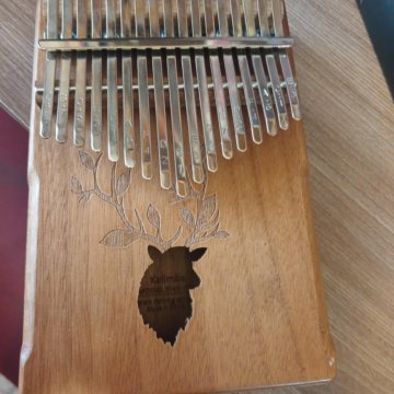 Музыкальный инструмент Калимба