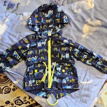 Ветровка детская