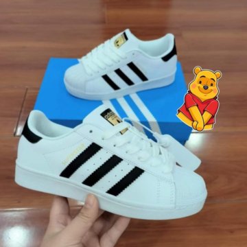 Кроссовки 36-40 Adidas