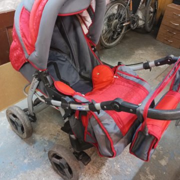 Коляска универсальная
