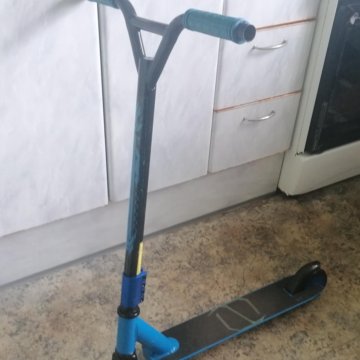 Самокат трюковой