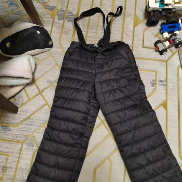 Новые дем. Брюки sinsay 110