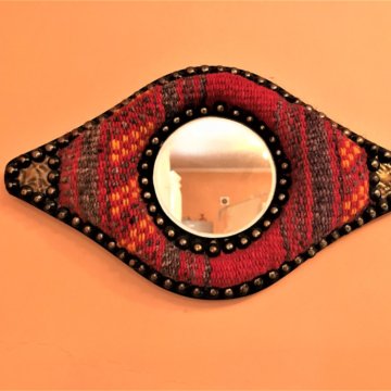 Декоративное настенное зеркало Латунь шерсть 30х24