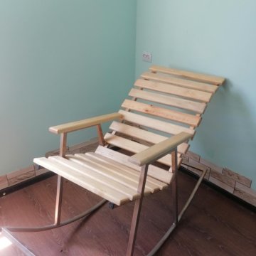Кресло качалка из металла