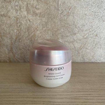 SHISEIDO Гель-крем, выравнивавший тон кожи 50мл