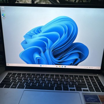 Ноутбук infinix y3 max