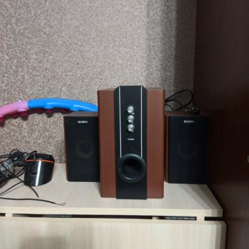 Продам колонки sven - 820