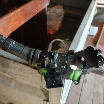 Переключатель поворотов Kia Rio 3