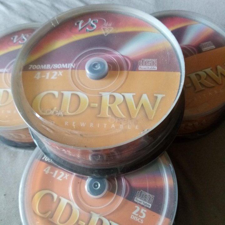 CD-RW используем вместо СD-R (банки по 25 шт)