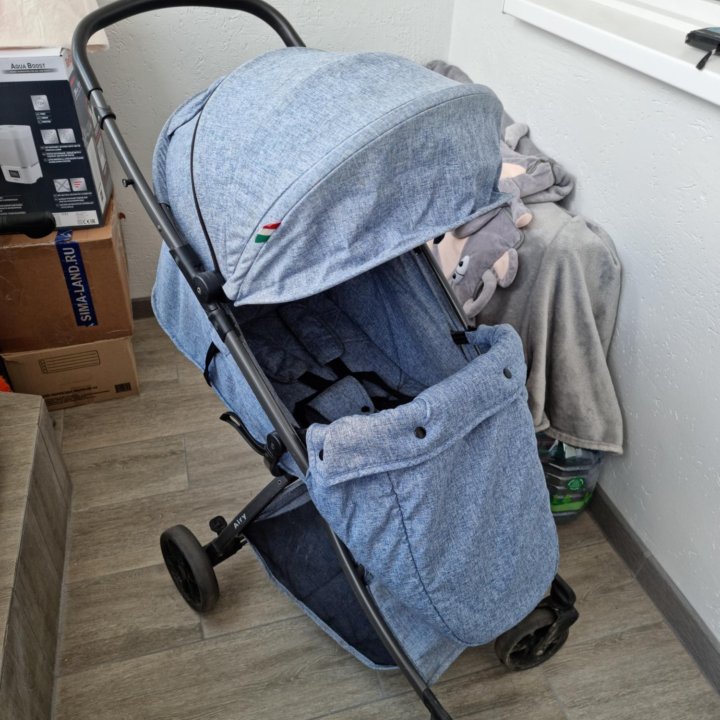 Прогулочная коляска farfello