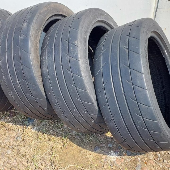 R17 225/45 Hankook Ventus R-s3