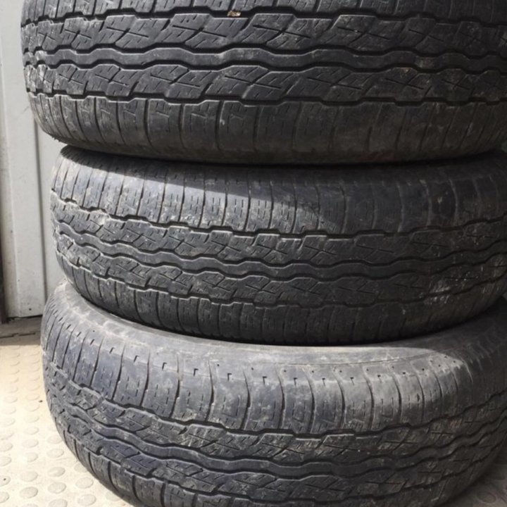 225/65 R17 шины летние Бриджстоун 4шт