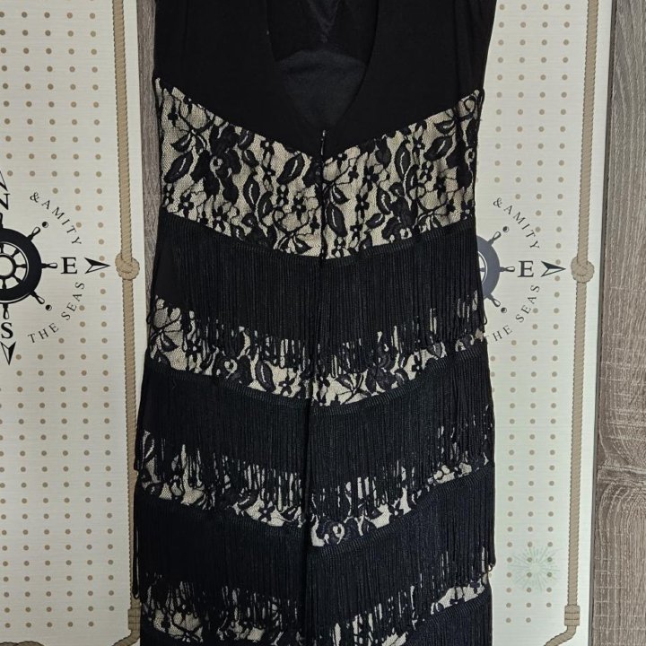 Платье вечернее