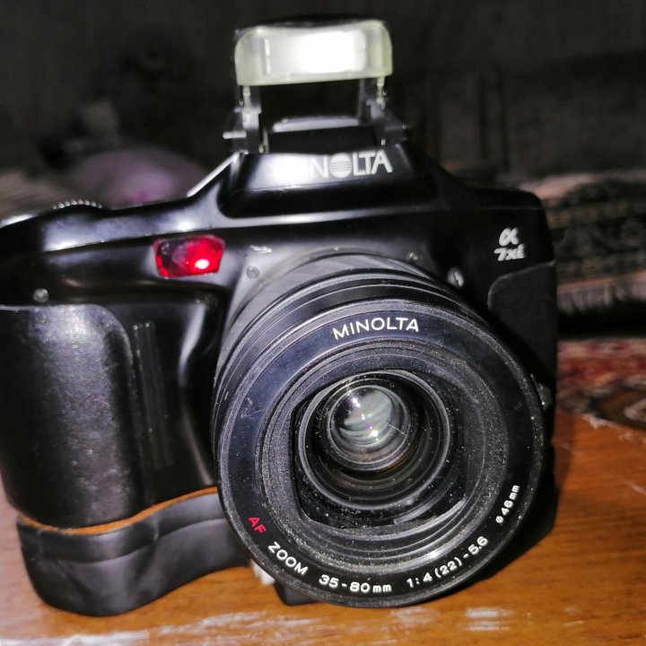 Пленочная камера фотомонстр Minolta 7xi