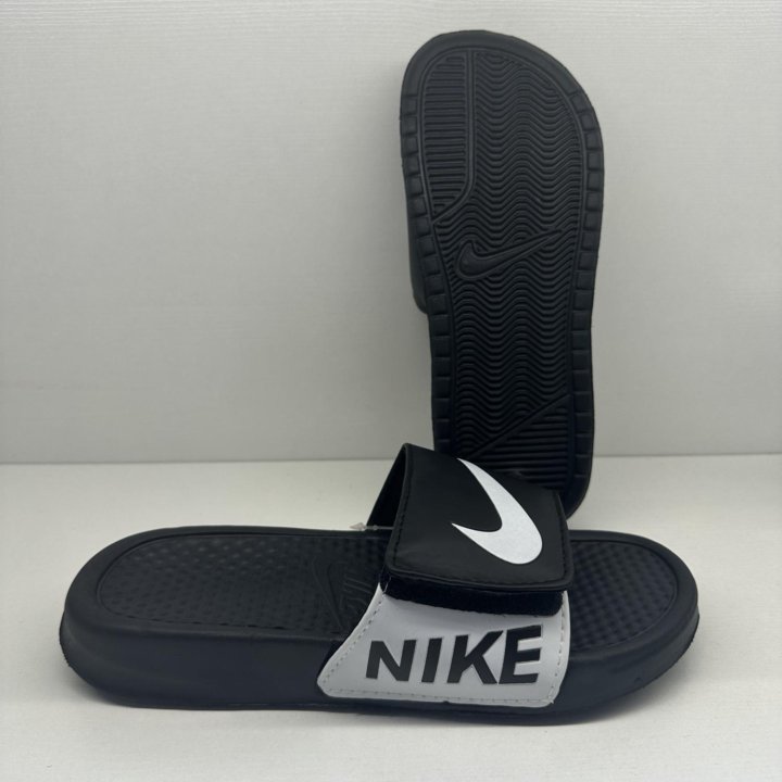 Сланцы Nike