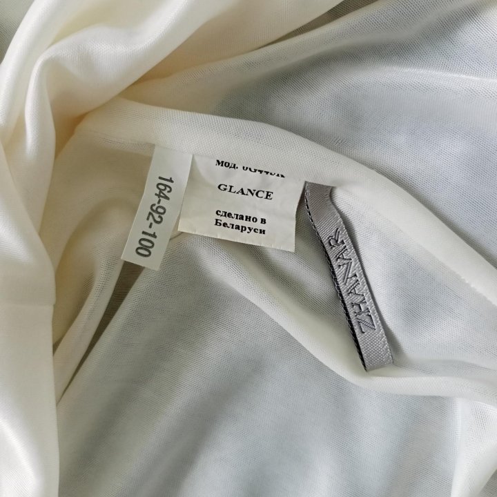 Дизайнерское платье