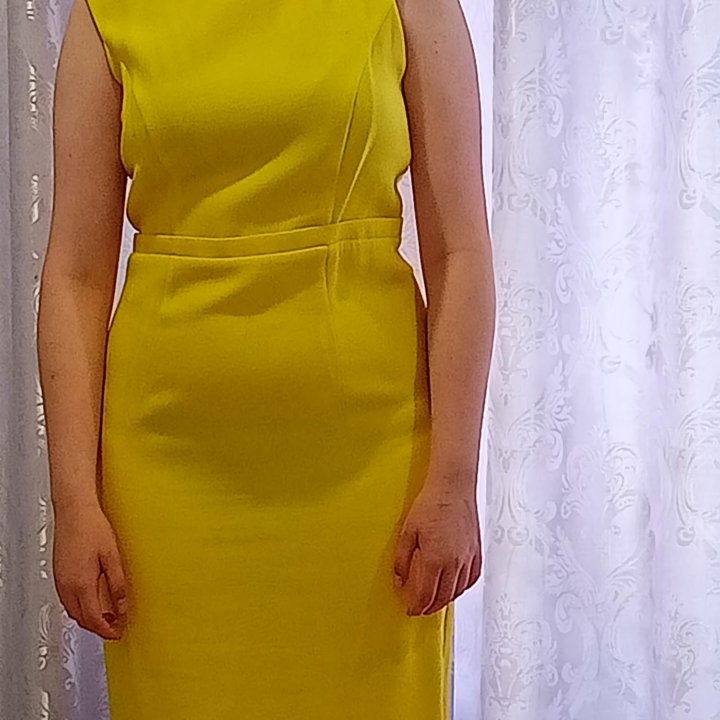 Дизайнерское платье