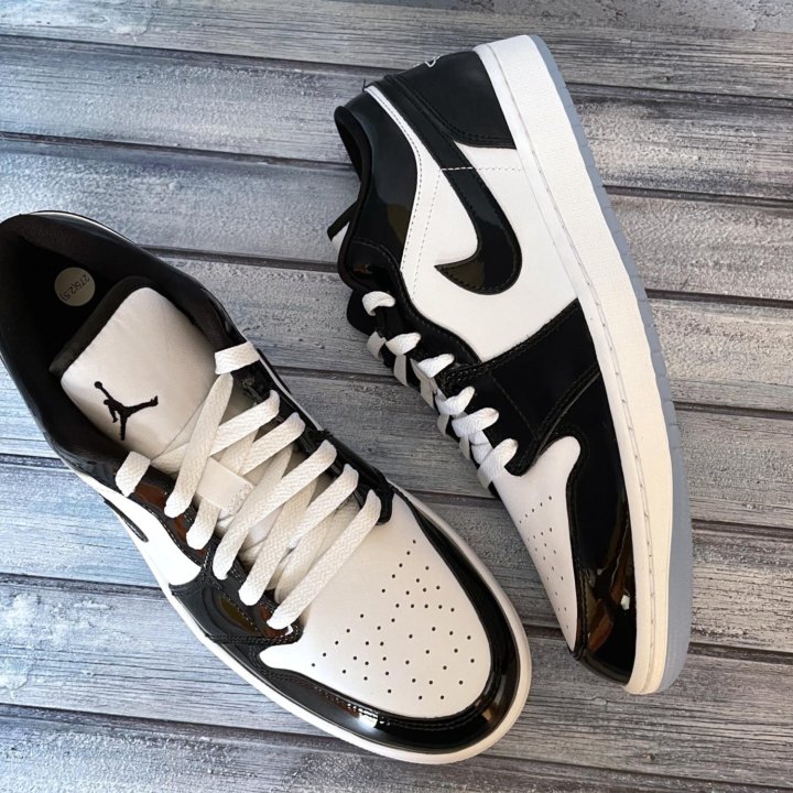 Nike Air Jordan 1 Low Concord