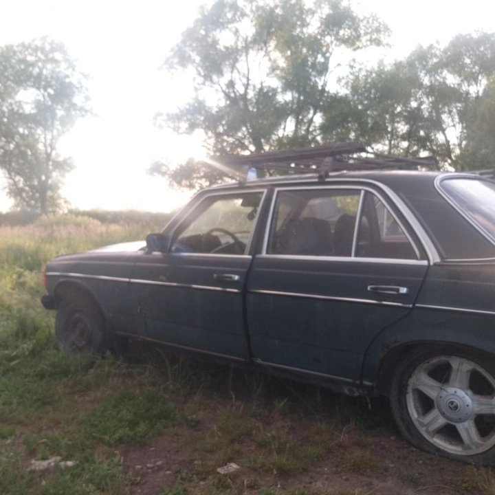 Mercedes-Benz E-Класс, 1986