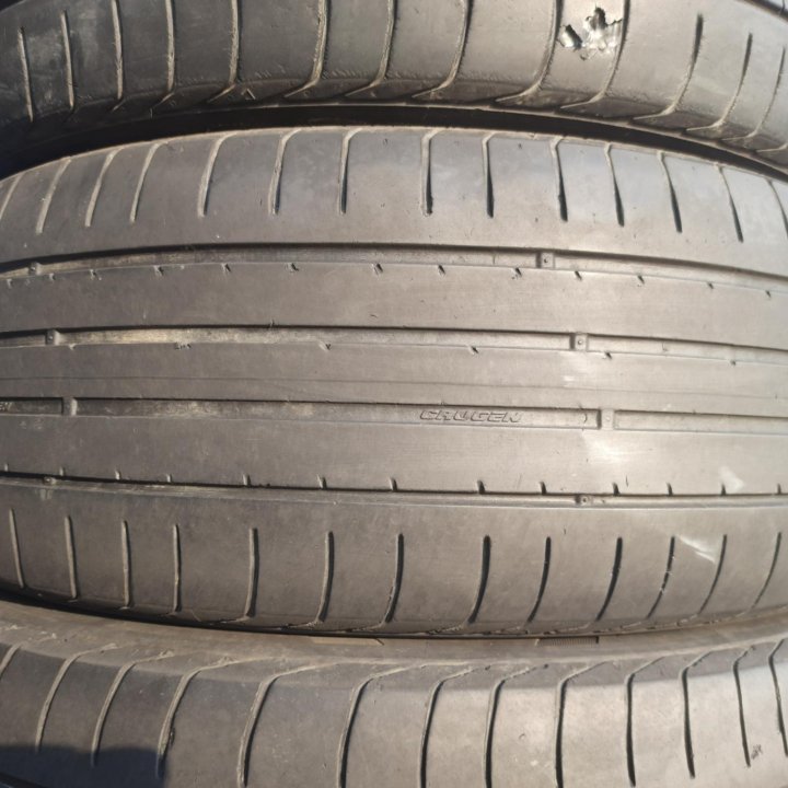 235/60 R18 Kumho Crugen HP91