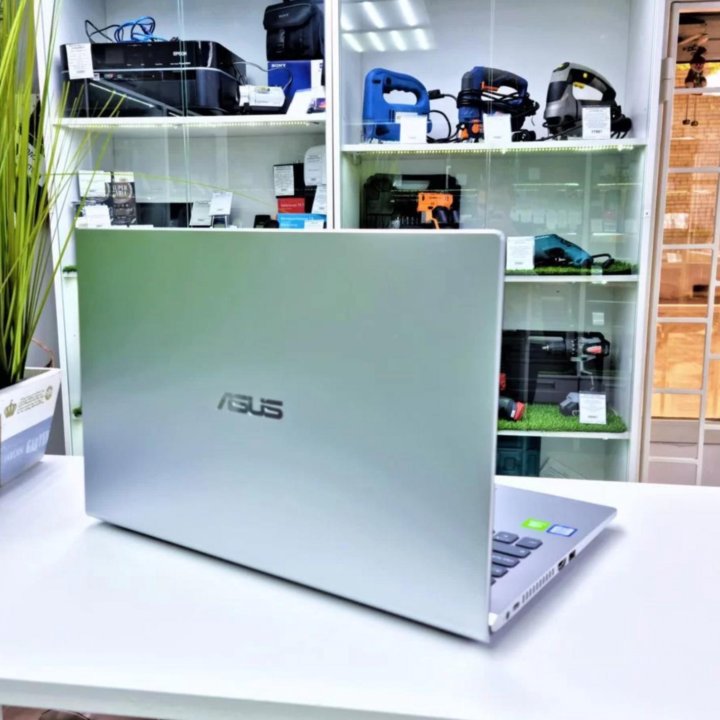 Ноутбук asus f509f б/у