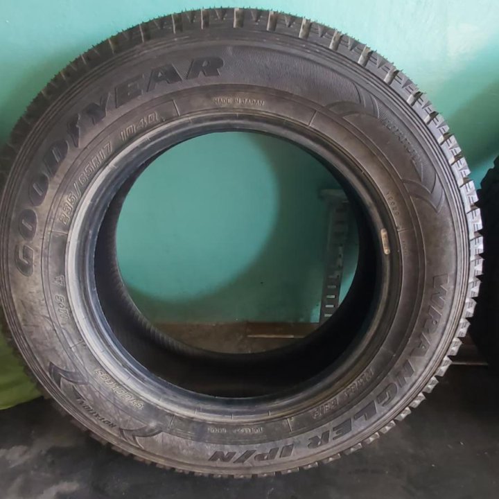 Шина Goodyear Wrangler 235/65 R17