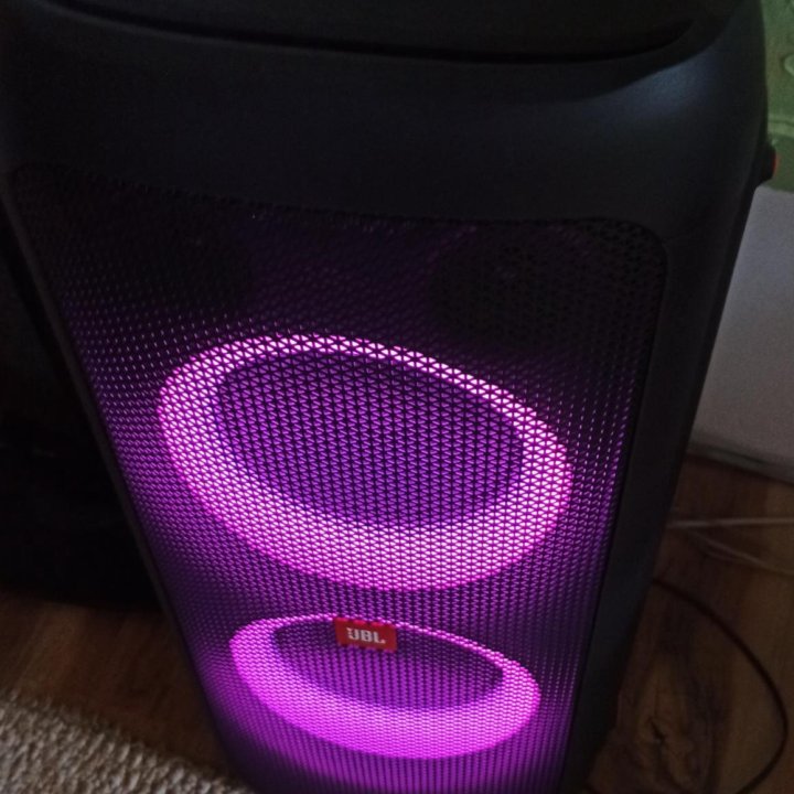 JBL partybox 300