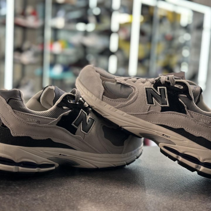 Кроссовки New Balance 2002R