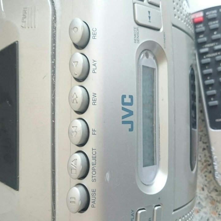 JVC RC-EZ35