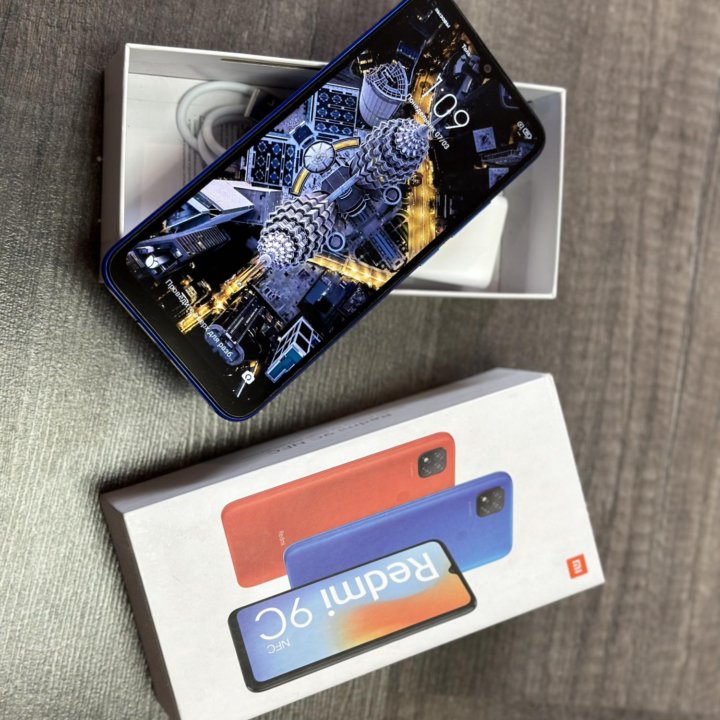 Продам Redmi 9C NFC 2/32Gb Blue