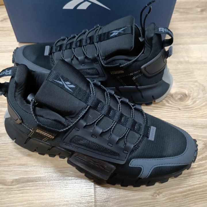 Кроссовки Reebok zig kinetica