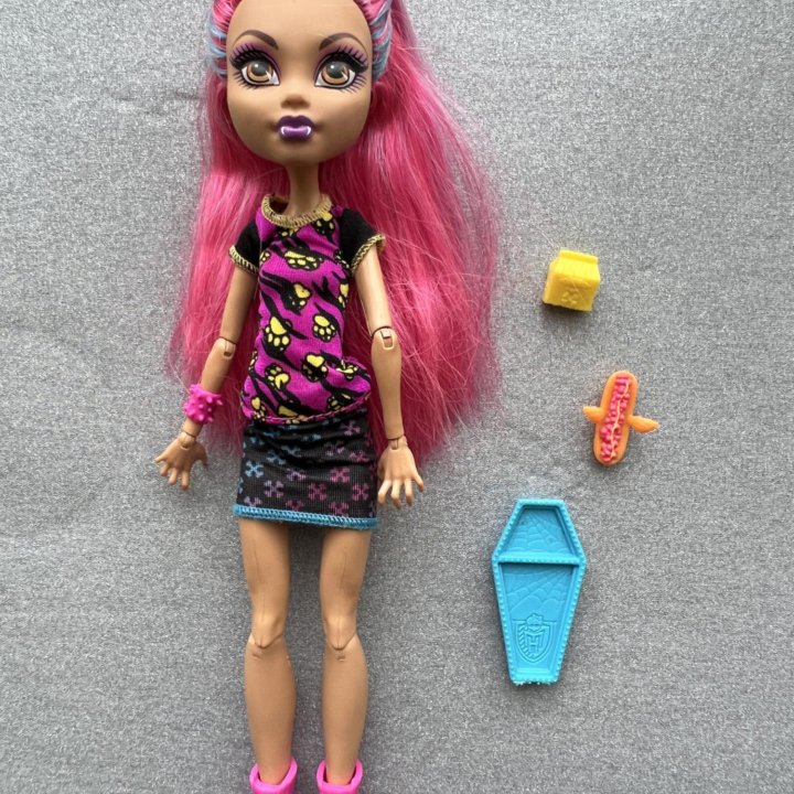 кукла Monster High