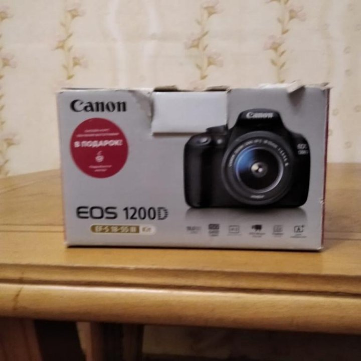 Фотовидеокамера CANON EOS 1200D