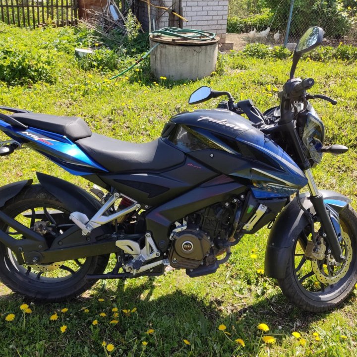 Bajaj pulsar ns 200