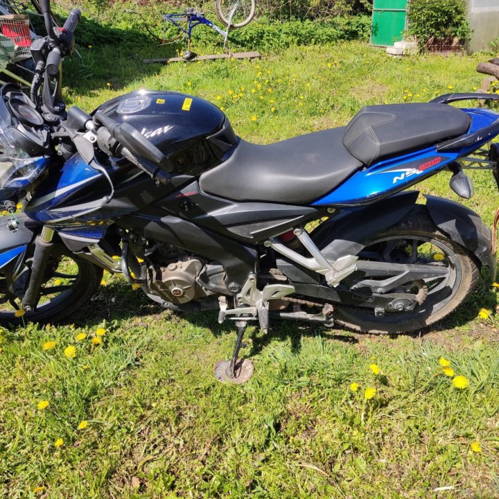 Bajaj pulsar ns 200