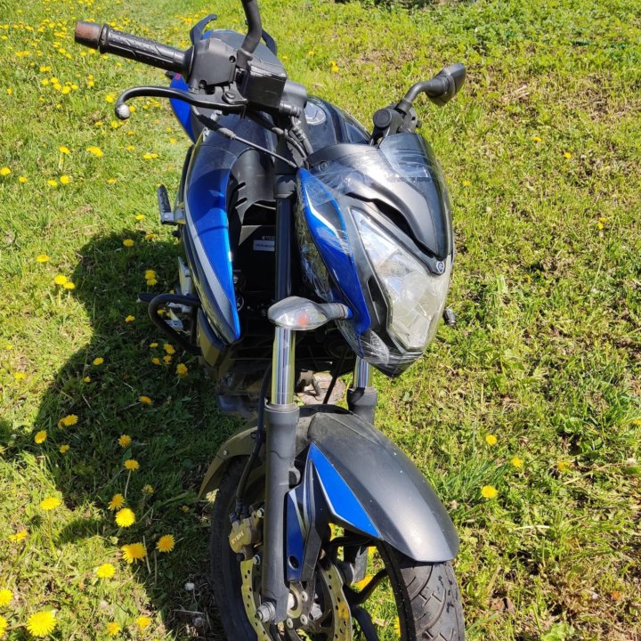 Bajaj pulsar ns 200