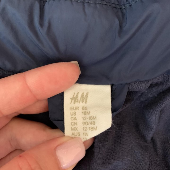 Жилетка для мальчика H&M 86