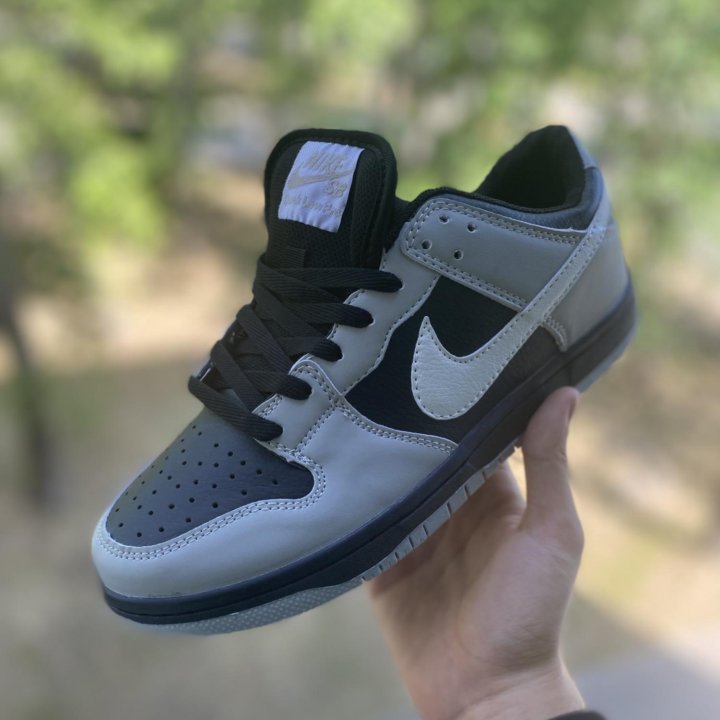 Кроссовки Nike Dunk low серые