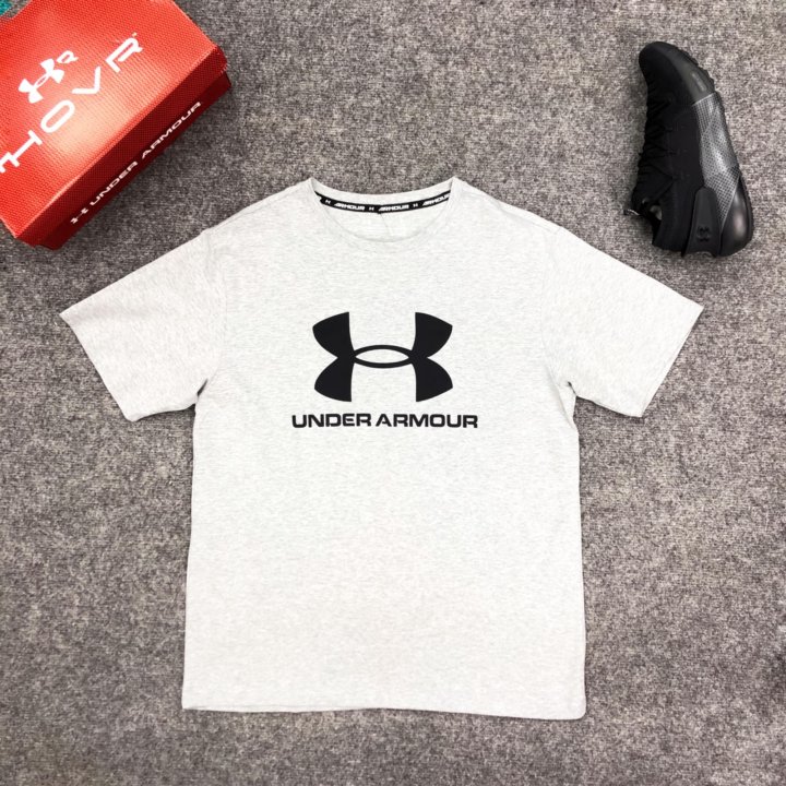 Футболка Under Armour