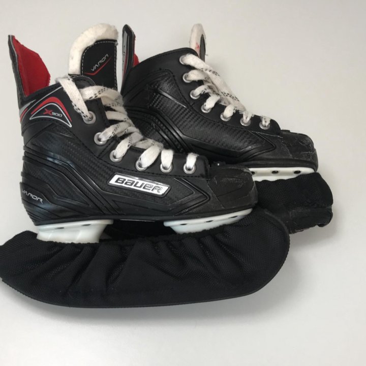 Коньки хоккейные Bauer 3s pro и Bauer x300