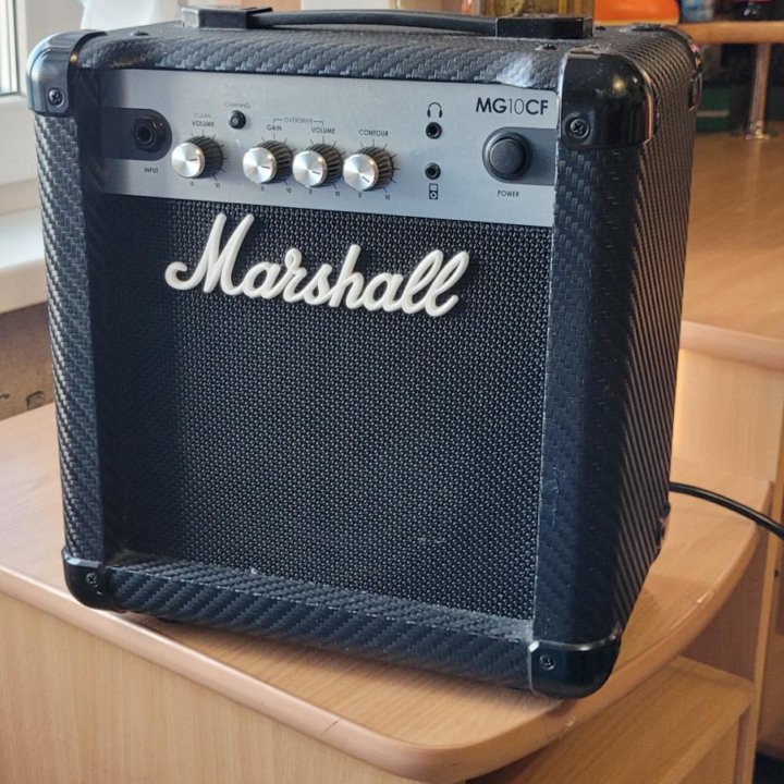 Marshall MG10CF