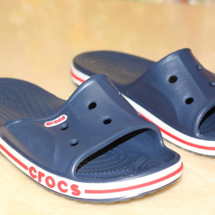 Сланцы Crocs