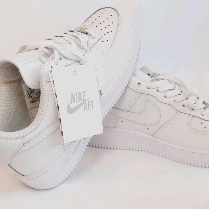 Кроссовки Nike Air Force 1