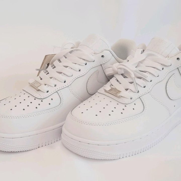 Кроссовки Nike Air Force 1