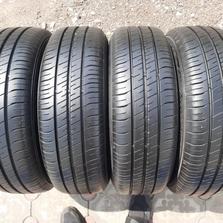 195 65 R15 Goodyear EfficientGrip Eco EG02