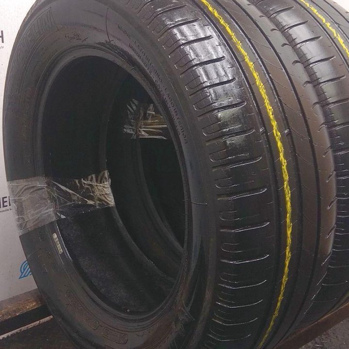 Michelin	Energy Saver R16 215/60 99V