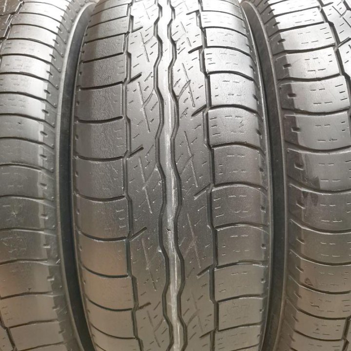 Bridgestone Dueler H/T D687 R17 225/65 101H